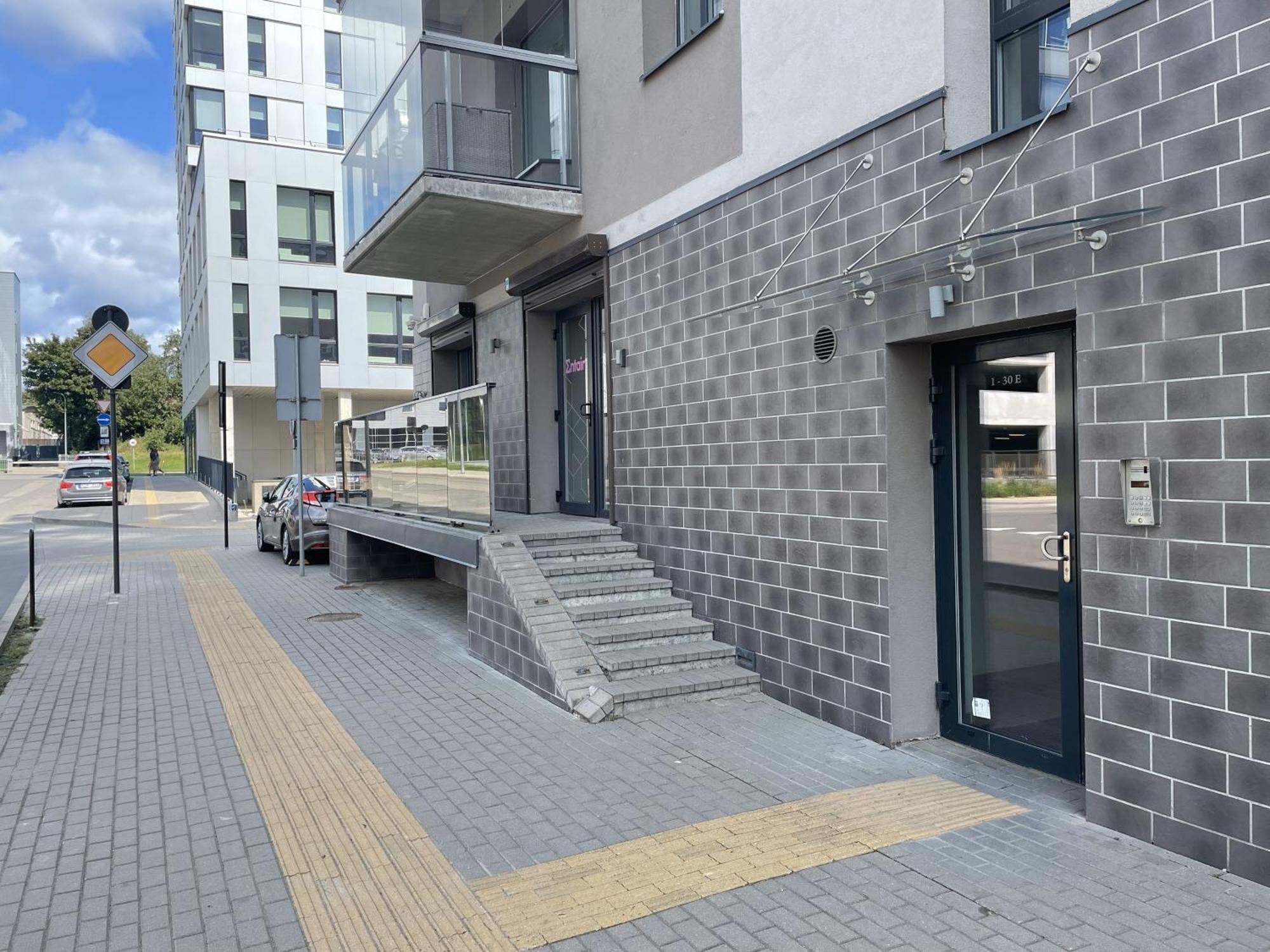 Your Home - Spacious Apartment In City Center, With Balcony & Self Check-In Vilnius Exterior photo